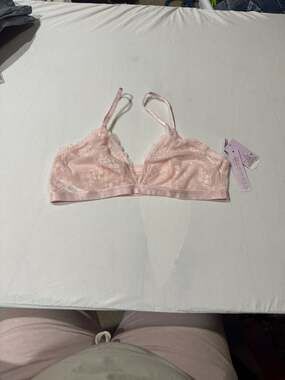 Wild Fable Lace Triangle Bralette Clay Pink Size L
D2